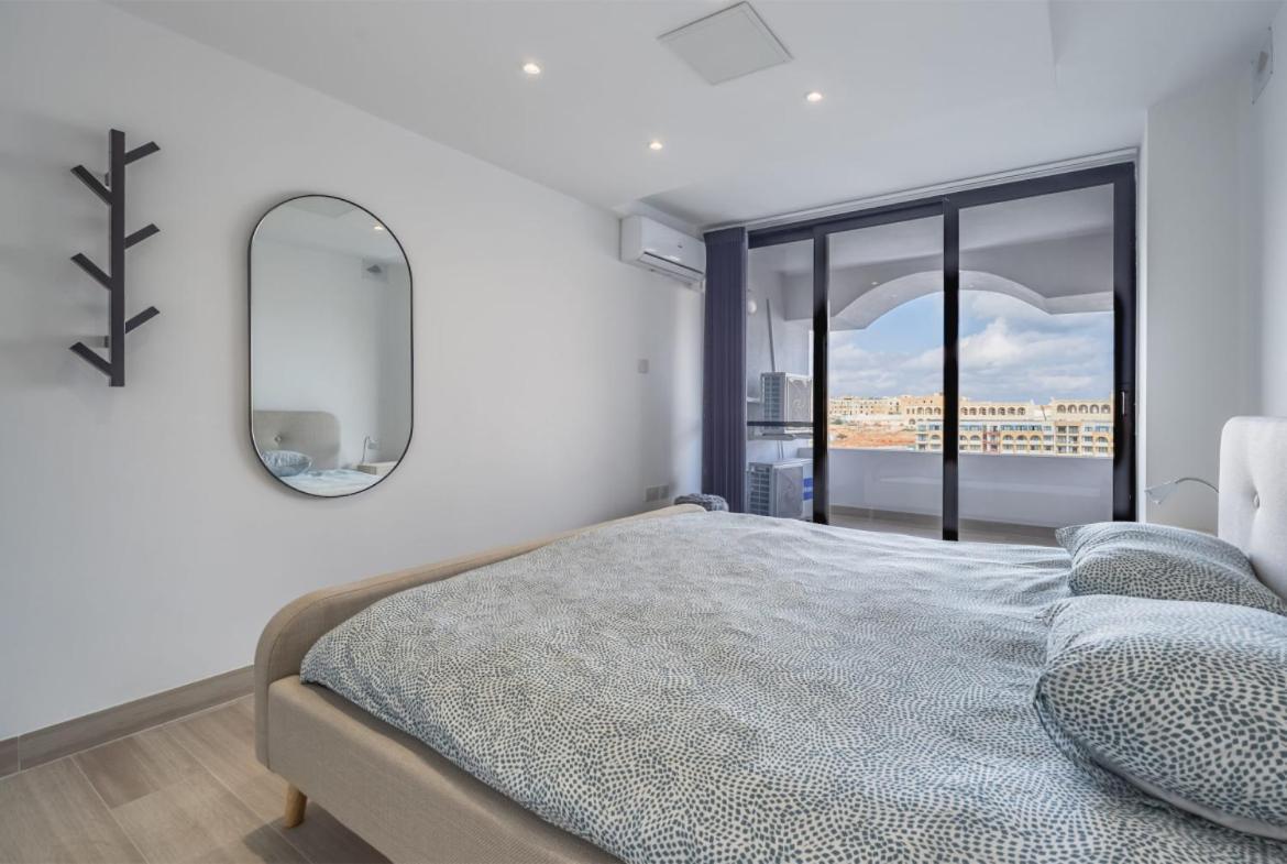 Deluxe Seaview Apartment Saint Julian's Екстер'єр фото